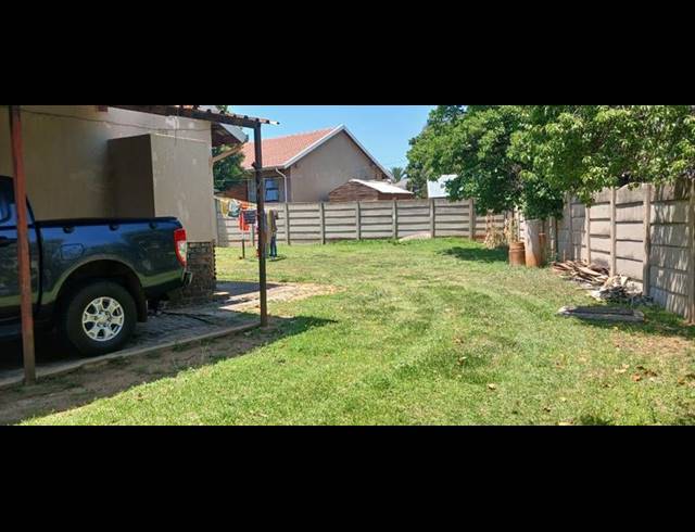 3 BEDROOM HOUSE FOR SALE IN BIRCHLEIGH NORTH